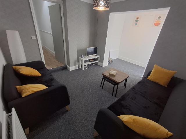 House for rent in Falcon Lodge, Wales