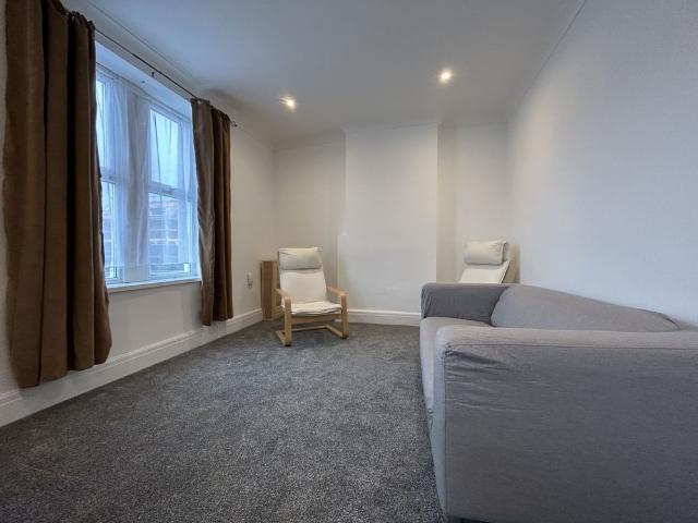 Apartment for rent in Falcon Lodge, Wales