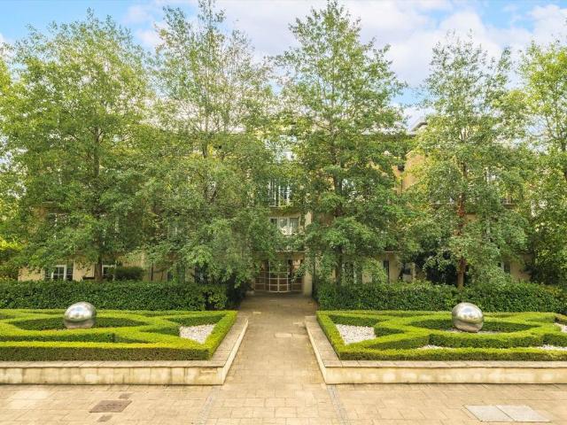 House for rent in Mortlake, Greater London