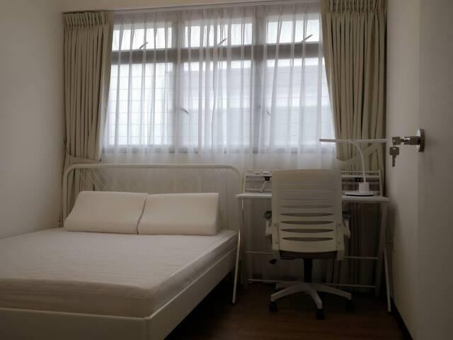 Room for rent