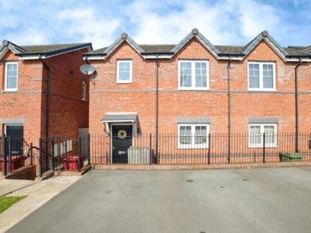 House for sale in Kedleston, East Midlands