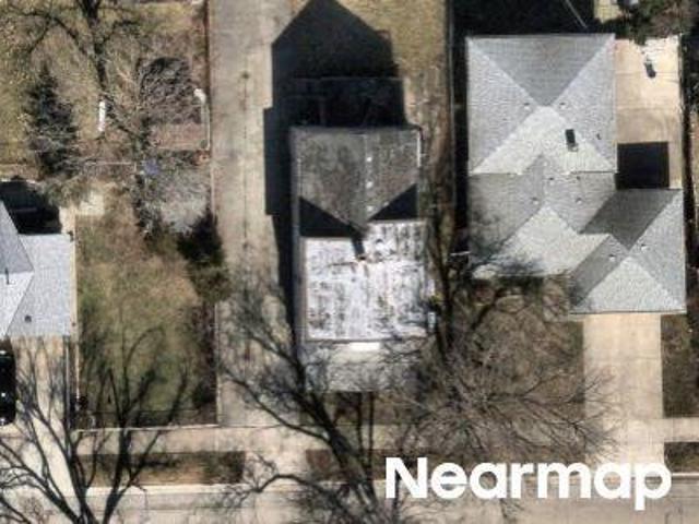 House for sale in Lyons, Illinois