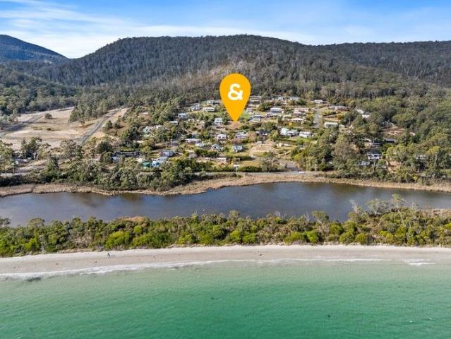 Land for sale in White Beach, Tasmania