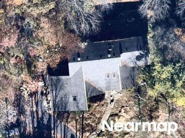 House for sale in Branchville