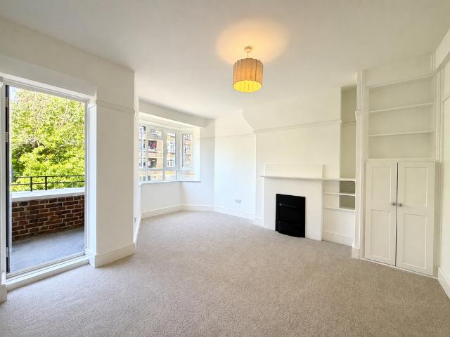 Apartment for rent in Shepherd's Bush, Greater London