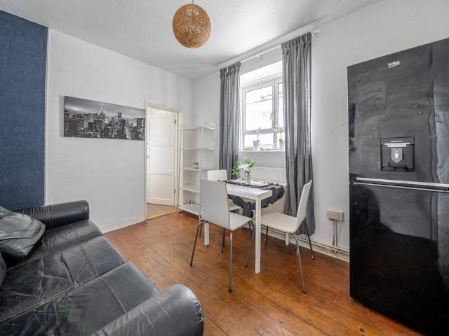 Apartment for rent in Shepherd's Bush, Greater London
