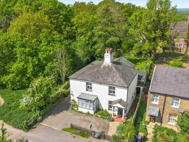 House for sale in Hertford, Colliers End