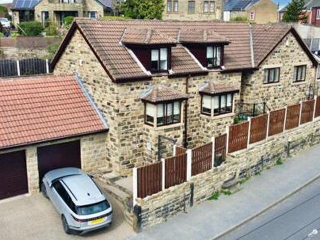 House for sale in Cudworth, South Yorkshire