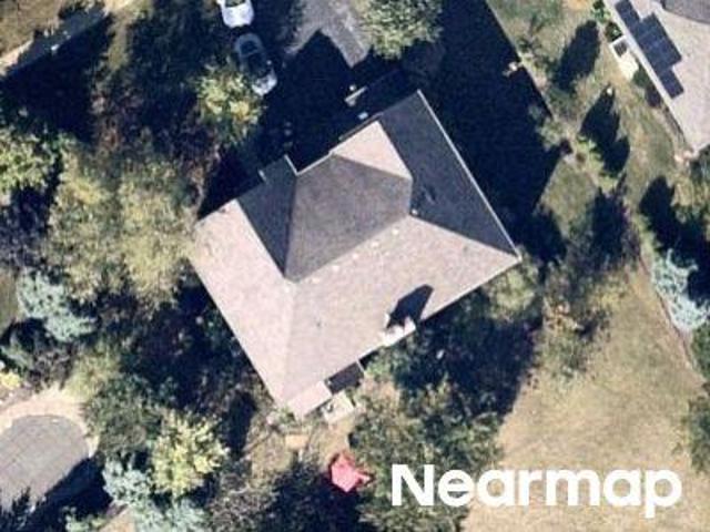 House for sale in Mchenry, Illinois
