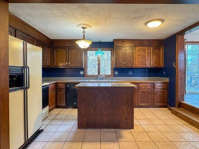 House for sale in Hampden, Massachusetts