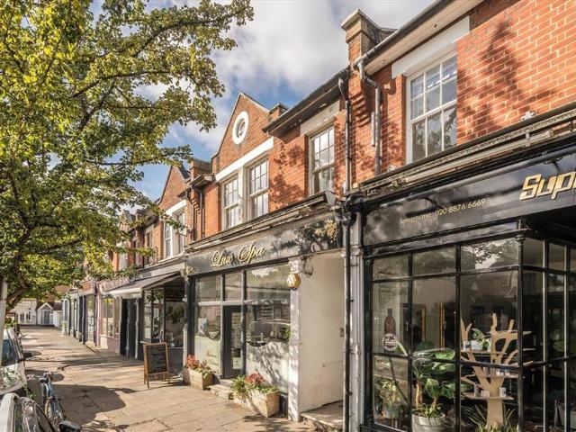 House for rent in Mortlake, Greater London