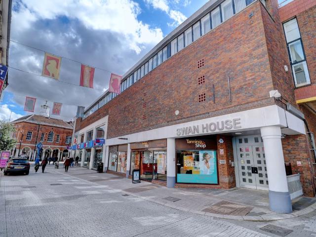 Apartment for rent in Daws Hill, Cressex