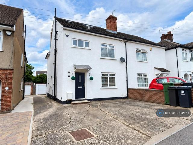 House for rent in Five Acres, Hertfordshire