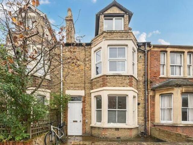 House for sale in The Slade, Oxfordshire