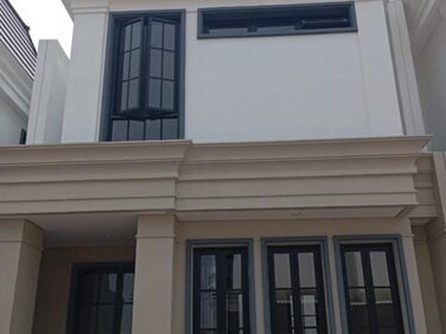 Rumah disewakan di Surabaya