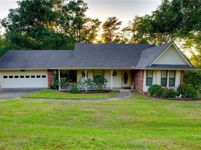 House for sale in Boyce