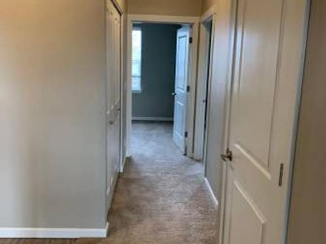Apartment for rent in Salem