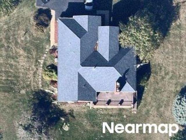 House for sale in Mchenry, Illinois