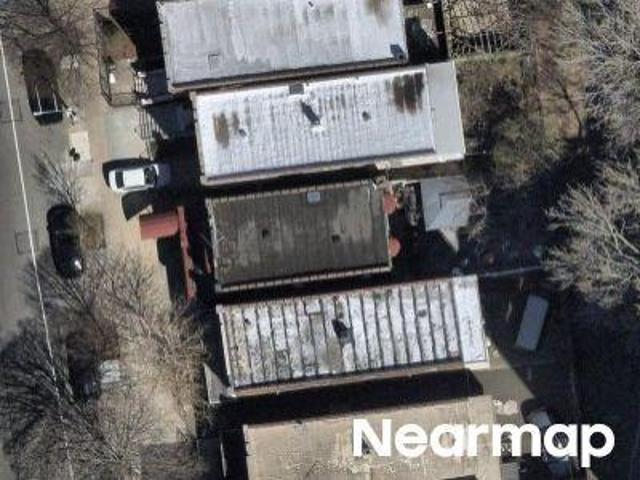 House for sale in The Bronx, Arverne