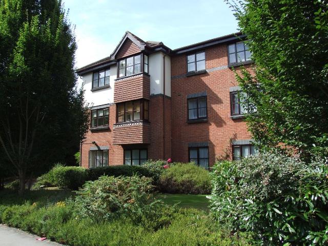 Studio for rent in Westfield, Woking