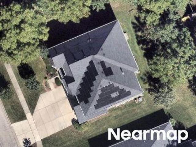 House for sale in Devonshire Woods, Hoffman Estates