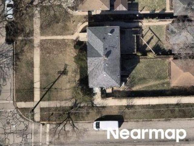 House for sale in Des Plaines, Illinois