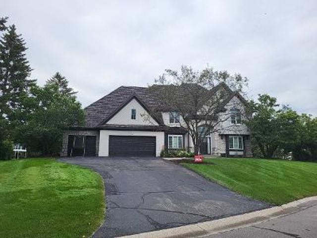 House for sale in Eden Prairie