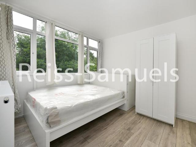 House for rent in Oval, Greater London