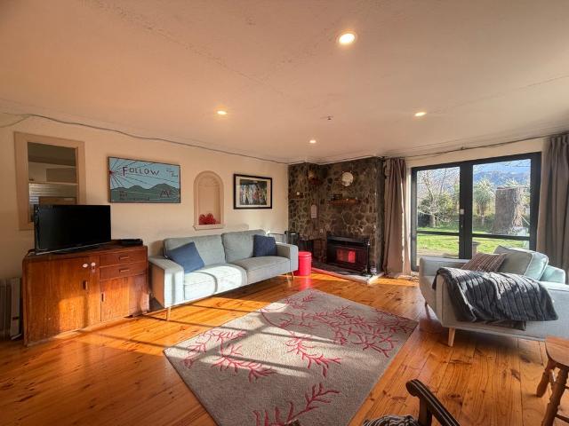 House for rent in Whitecliffs, Canterbury