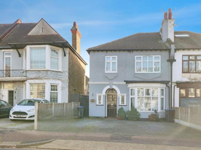 Apartment for rent in Leigh on Sea, Southend-on-Sea