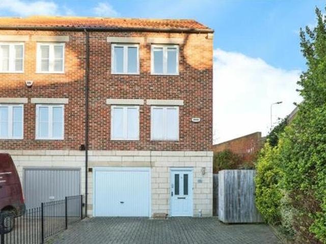 House for sale in Ruswarp, Whitby