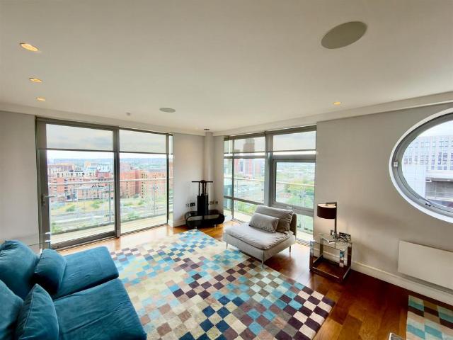 Apartment for rent in Holbeck, West Yorkshire