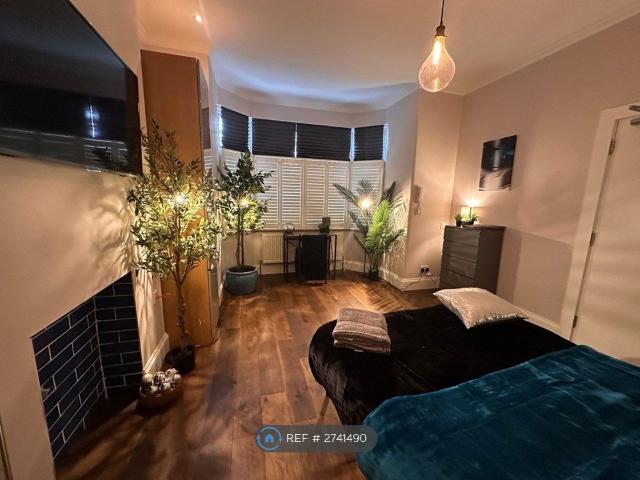 Room for rent in Greater London