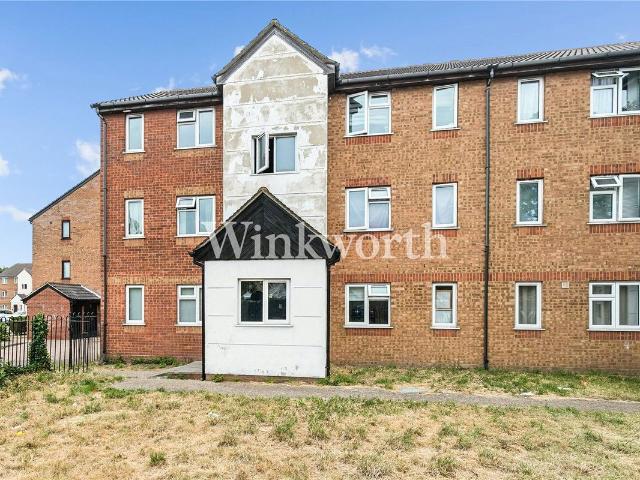 Apartment for rent in Bowes, Greater London