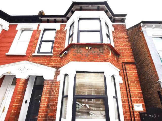 Apartment for rent in London Borough of Croydon, South Norwood