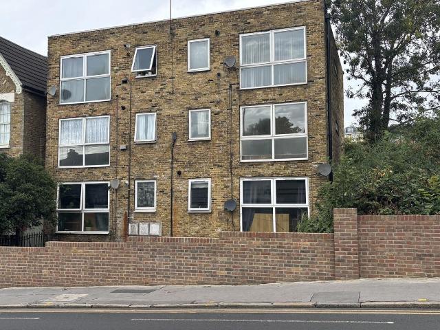 Apartment for rent in London Borough of Croydon, South Norwood