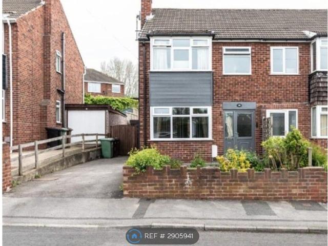 House for rent in Great and Little Preston, West Yorkshire