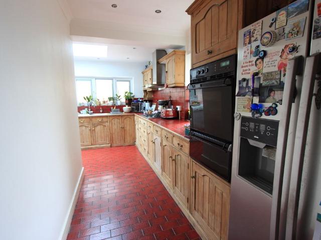 House for rent in Brunswick Park, Greater London