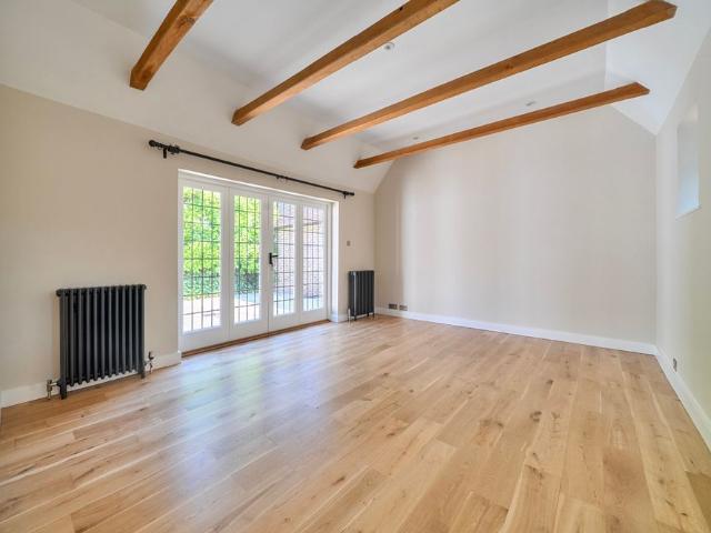 House for rent in Fole, Surrey