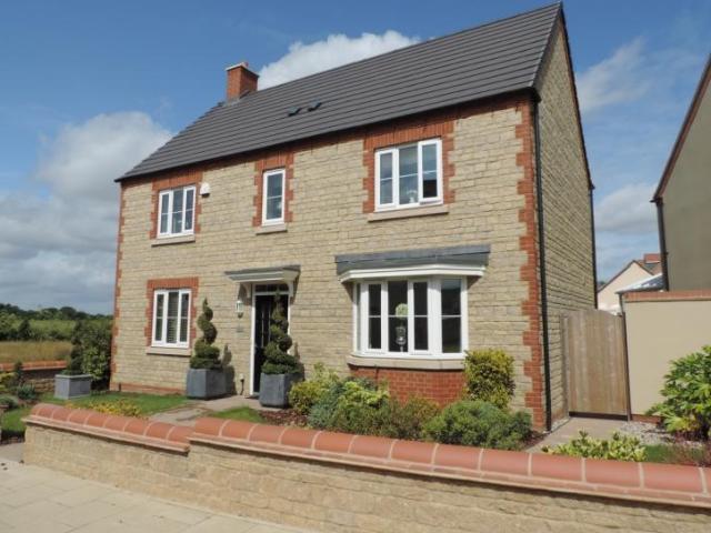 House for rent in Chesterton, Evershot