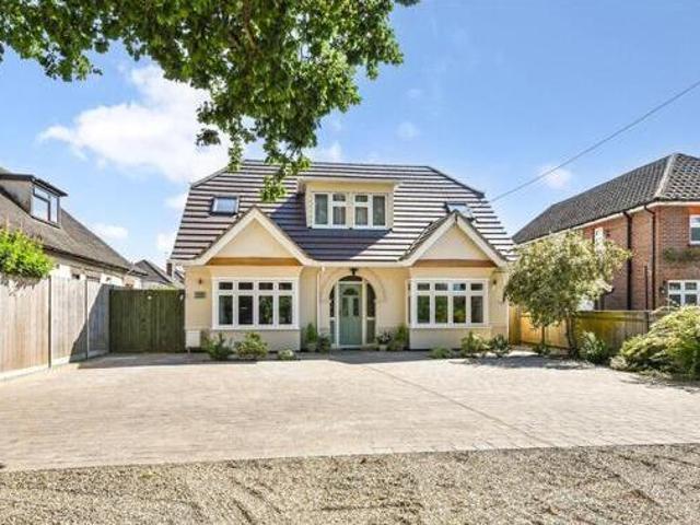 House for sale in Barton Stacey, Hampshire