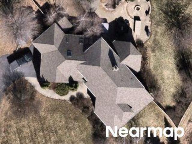 House for sale in Mchenry, Illinois