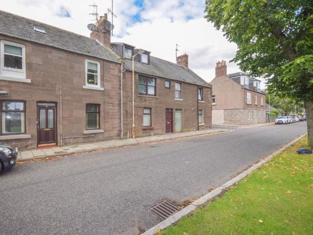 Apartment for rent in Ferryden, Scotland