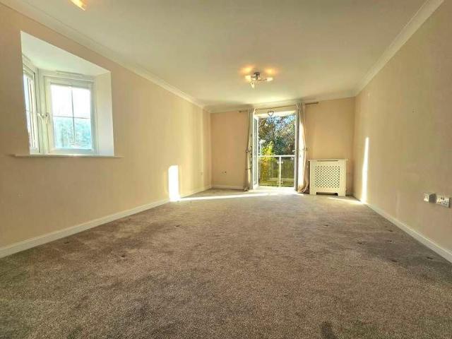 Apartment for rent in Dowd's Farm, Eastleigh