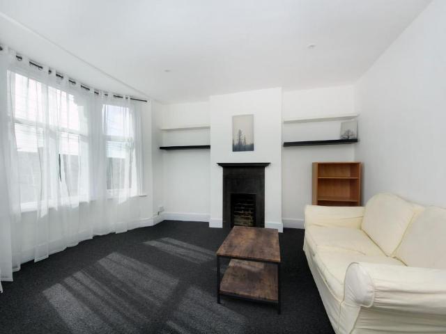 Apartment for rent in London Borough of Hounslow, Greater London