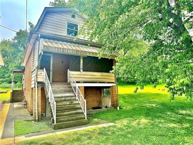 House for sale in Lyndora
