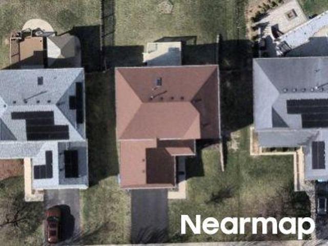 House for sale in Aurora, Illinois