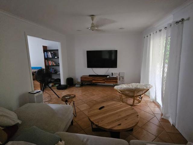 Room for rent in Whitfield, Cairns