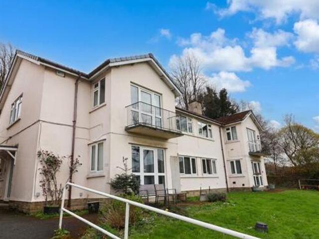 House for sale in Whitfield, Charlesworth