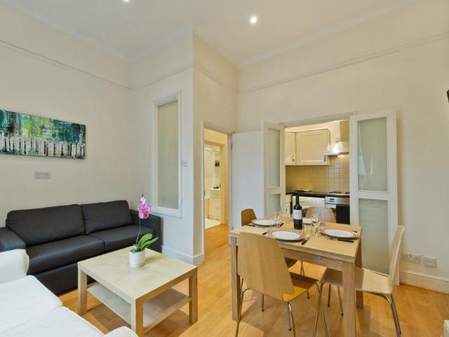 House for rent in Fitzrovia, Greater London